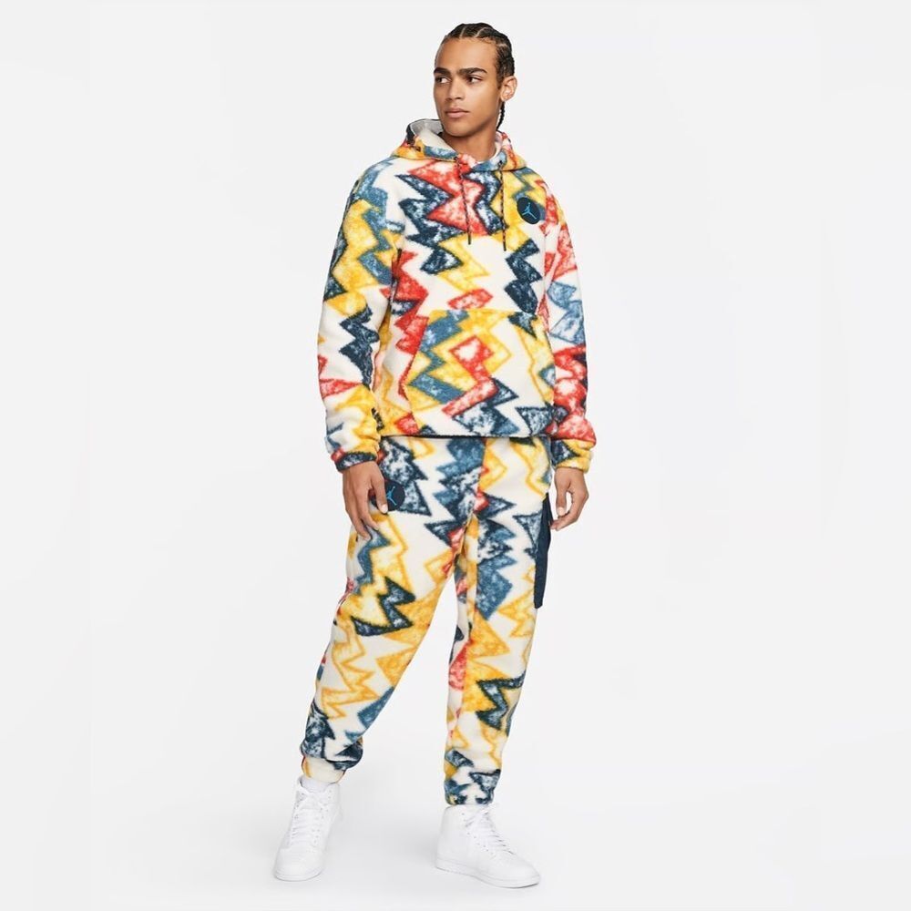 Nike Air Jordan Men’s XL Sweatshirt and L Sweatpants (SET)